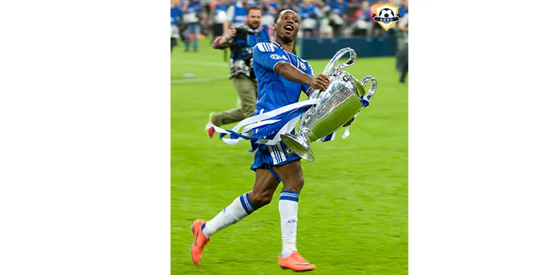 Didier Drogba sút luân lưu quyết định ở chung kết C1 2012